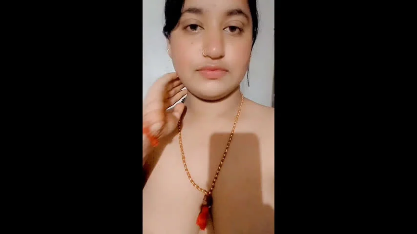 Beautiful chubby girl many clips