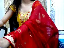 Hot Desi Girl in Salwar blouse showing her boobs