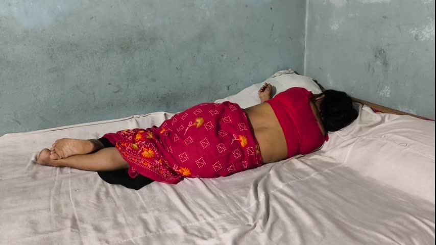 Safi Sexy I Share Bed with My Aunty After That I Hugged My Aunty and Started Fucking Her Ass