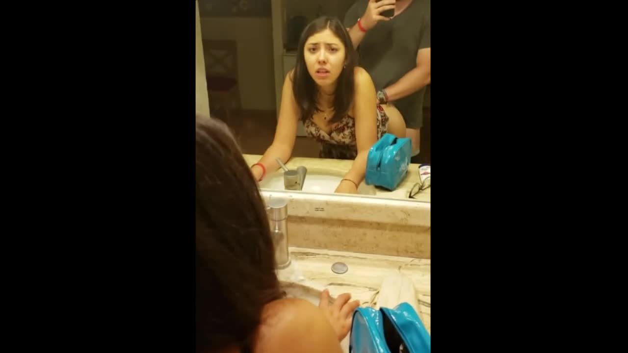 Sexy Desi Couple Caught Fucking Leaked