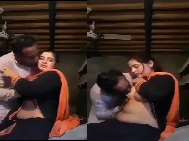 Pakistani bhabhi boob press and sucking sex affair