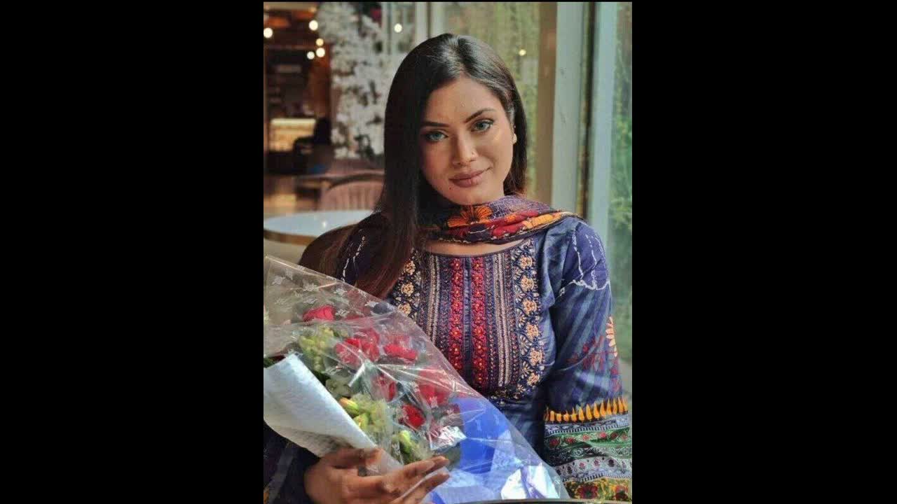 Horny Babe Fingering, Giving BJ And Hard Fucking