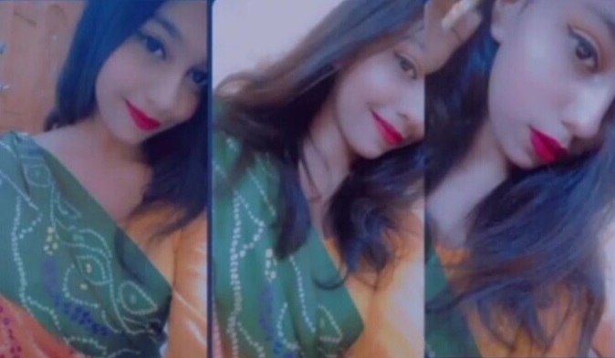 Bangladeshi Slim Gf Playing With Her Boobies Spreading Ass And Slapping