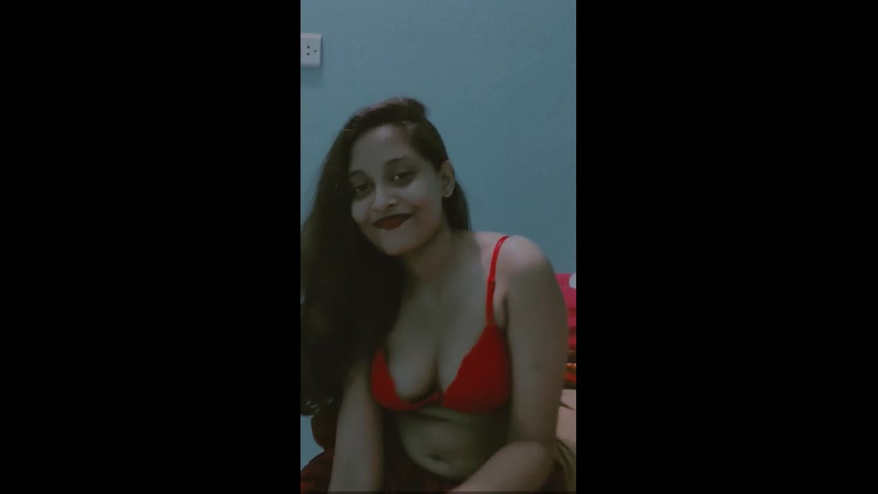 Beautiful GF Riding And Doggy Fucked By BF