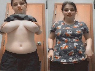 Big boobs faty girl share booty pics viral mms