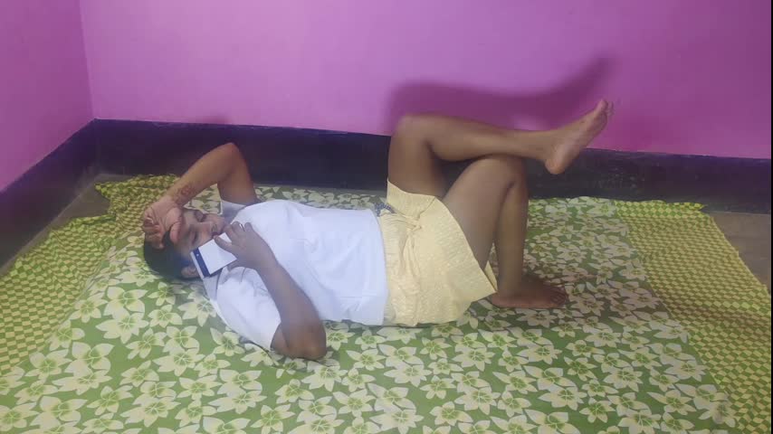 VILLAGE BHABHI SEX WITH HIS HUSBEND IN HOME