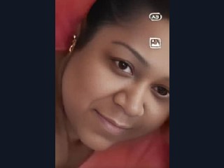 Horny Gf Showing Masturbating