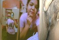 Natural Busty Girl Flash Off Her Boobs and Juicy Pussy