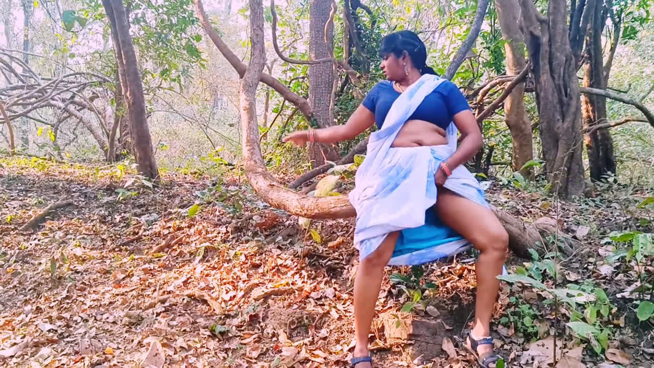 Indian Outdoor Desi Stepmom Fucking with Stepson Big Dick in Forest