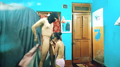 Desi Village College Friends Threesome Fuck in Oyo Xxxx, Indian Beautiful College Friend Fuck Cought by Girlfriend Xxxx